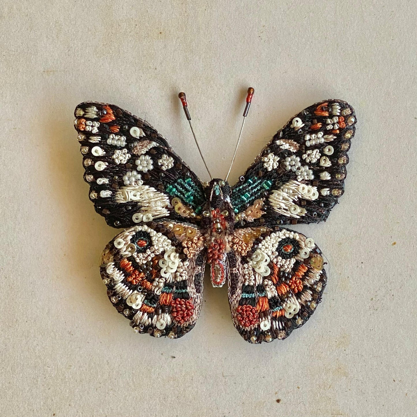 Broche Mariposa N11