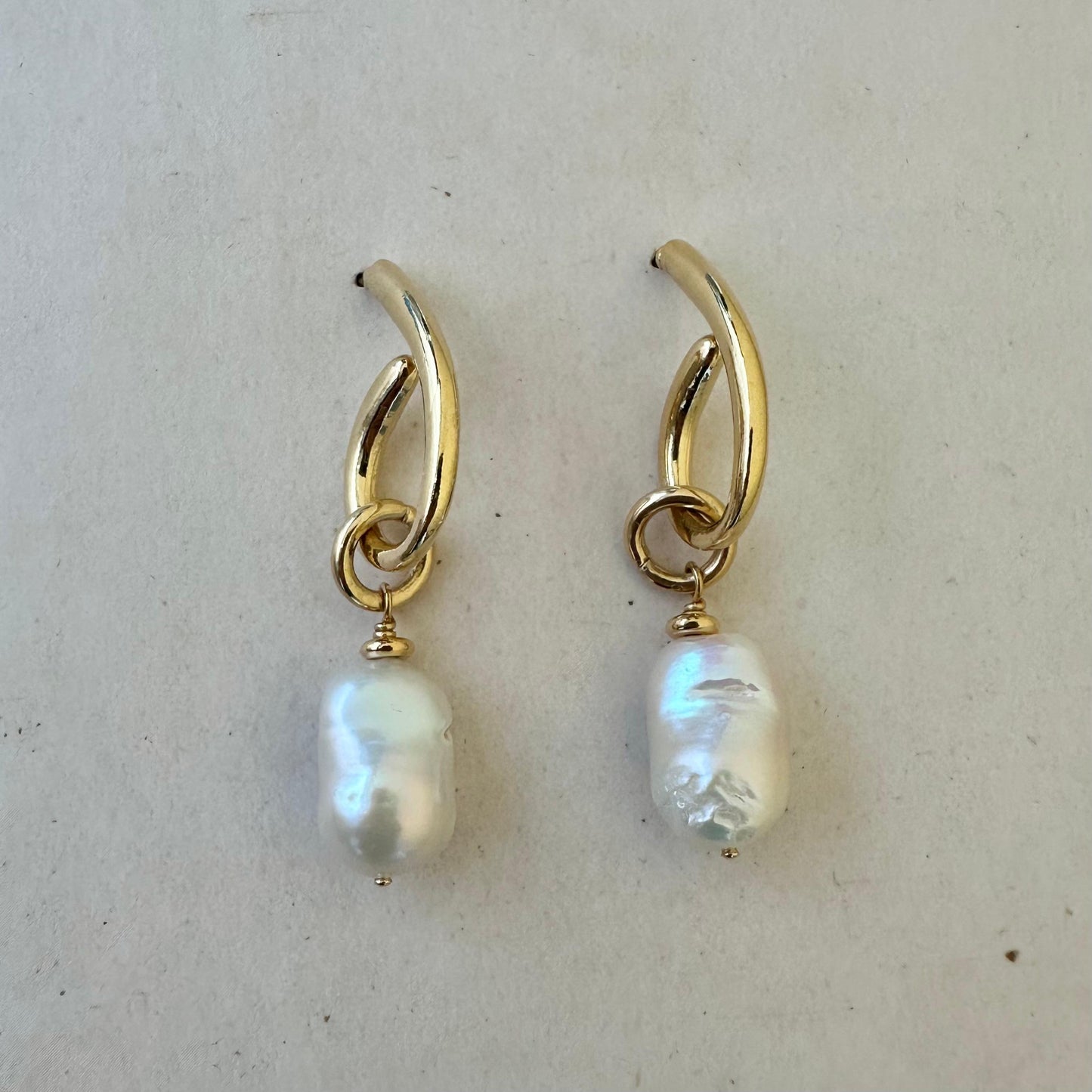 Aros Perla