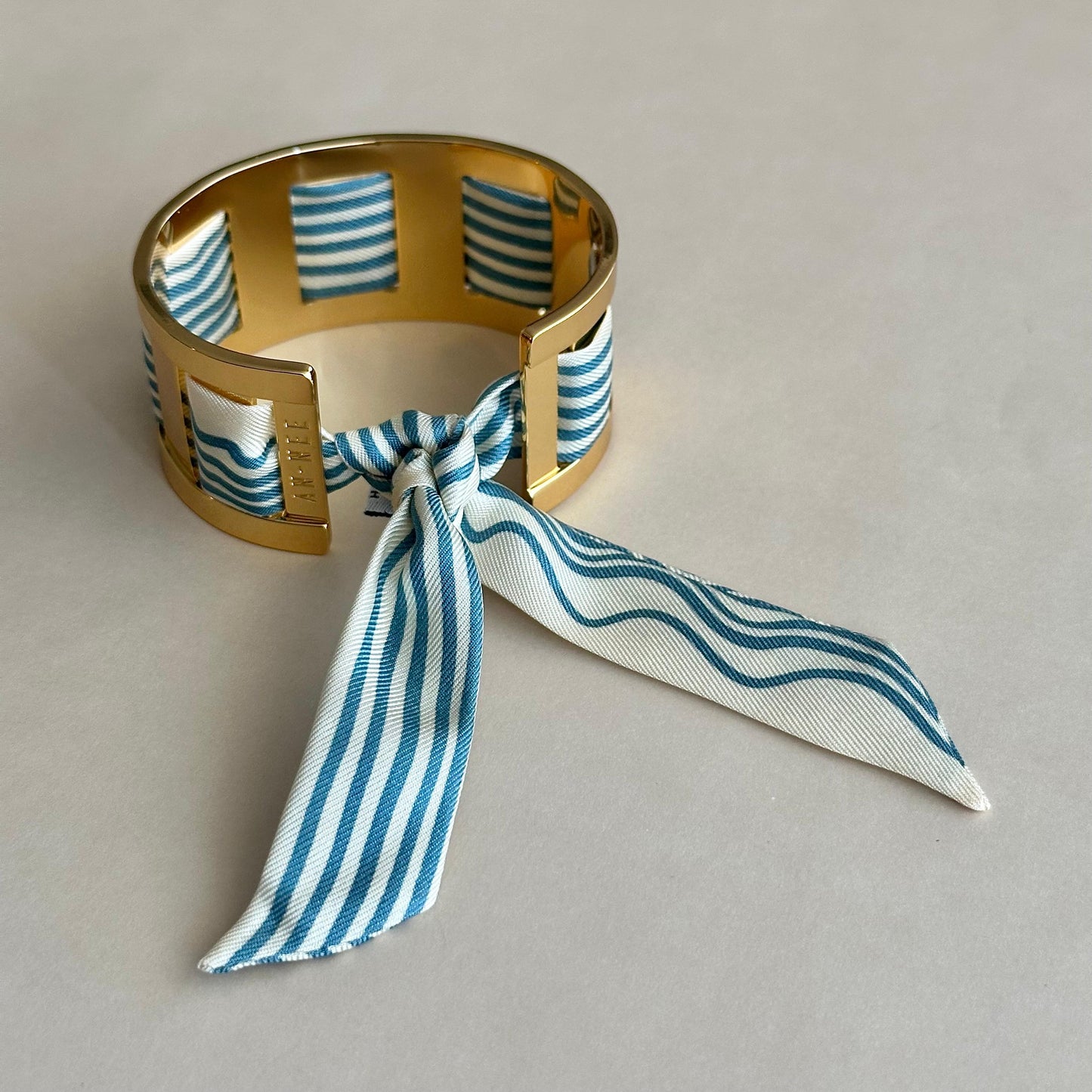 Esclava Merci Gold - Mer